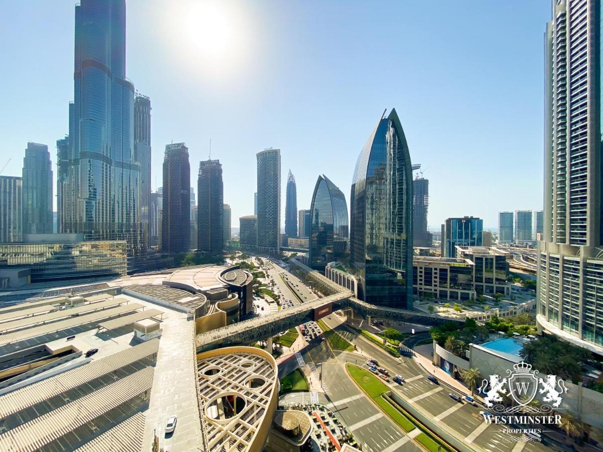 Westminster Dubai Mall Kültér fotó View of the Business Bay skyline