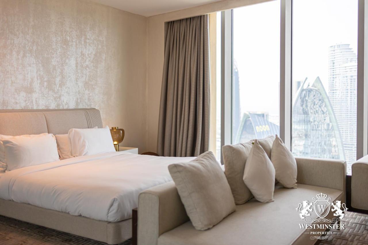 Westminster Dubai Mall Kültér fotó A bedroom at the Westminster Collection