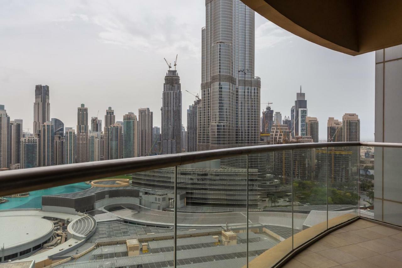 Westminster Dubai Mall Kültér fotó View of the Dubai skyline from the 122nd floor of the Burj Khalifa