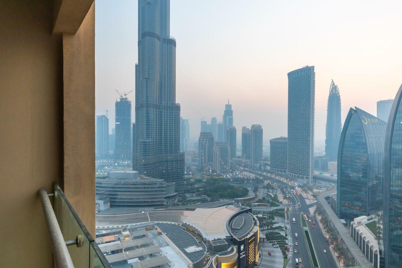 Westminster Dubai Mall Kültér fotó View of the Dubai skyline from the hotel